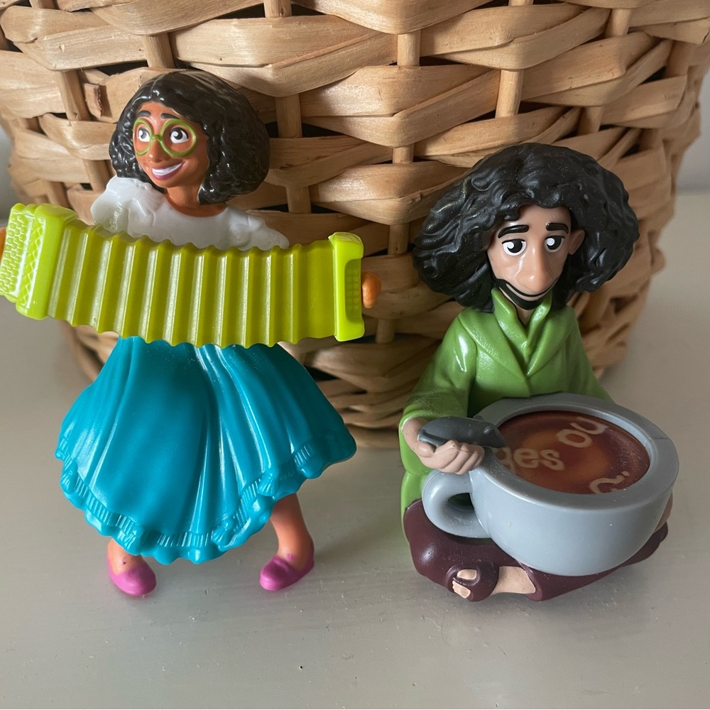 McDonalds’s 2021 Disney Encanto Hsppy Meal Toys - Maribel & Bruno